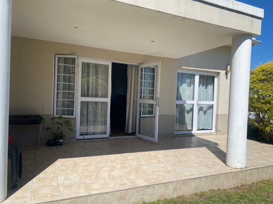 3 Bedroom Property for Sale in Beacon Bay Eastern Cape